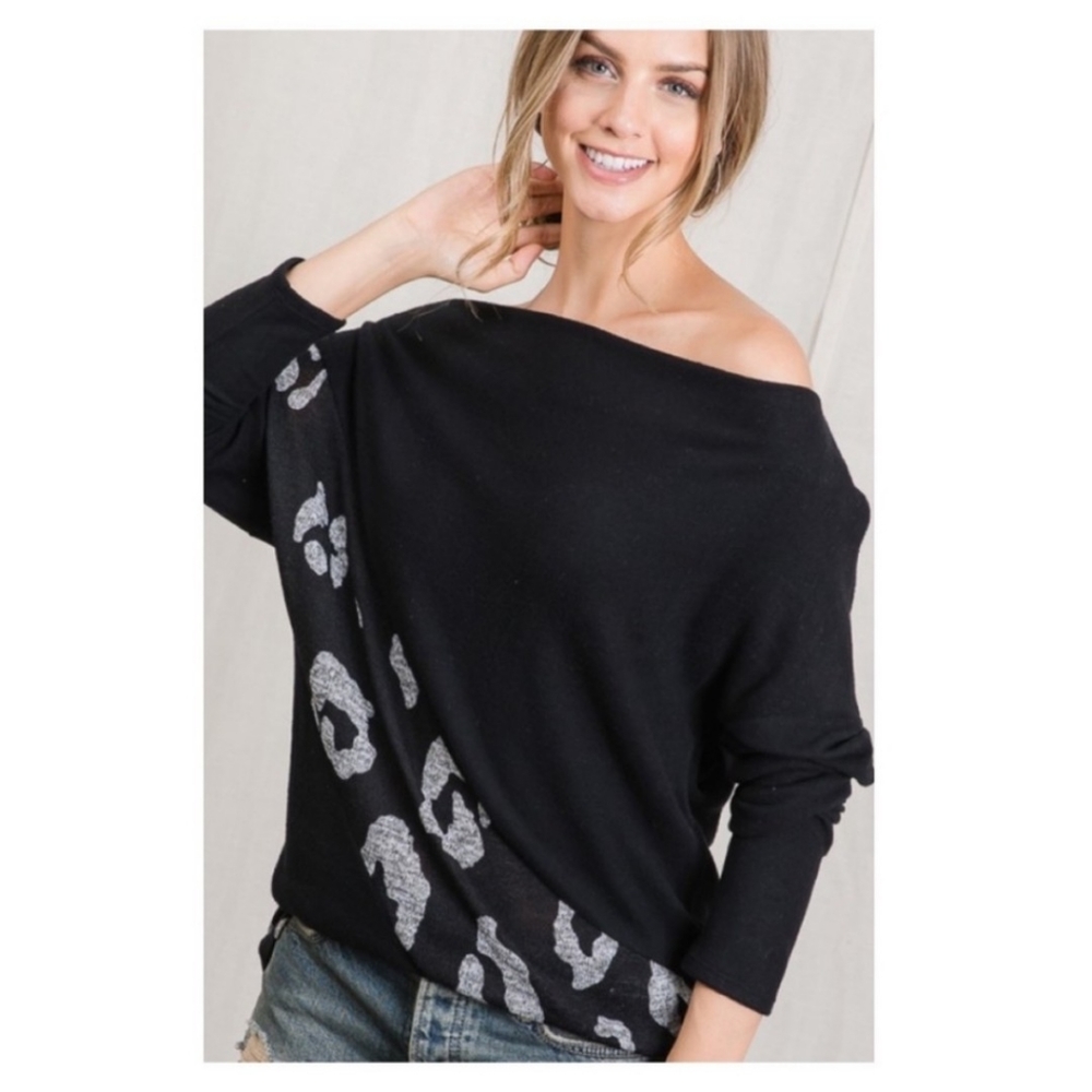 ❌SOLD✨SOFT BRUSHED LEOPARD DOLMAN SLEEVE TOP. -NEW - Picture 3 of 9